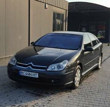 Чорний Сітроен С5, об'ємом двигуна 2.2 л та пробігом 330 тис. км за 4500 $, фото 1 на Automoto.ua