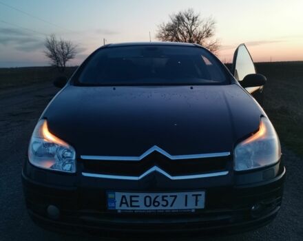 Чорний Сітроен С5, об'ємом двигуна 2 л та пробігом 250 тис. км за 3500 $, фото 1 на Automoto.ua