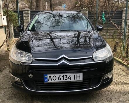 Черный Ситроен С5, объемом двигателя 1.56 л и пробегом 379 тыс. км за 5800 $, фото 1 на Automoto.ua