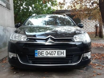Сітроен С5 2010 у Вознесенске на Automoto.ua Чорний Сітроен С5, об'ємом двигуна 2 л та пробігом 280 тис. км за 12800 $, фото 1 на Automoto.ua