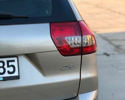 Коричневый Ситроен С5, объемом двигателя 2 л и пробегом 231 тыс. км за 6100 $, фото 5 на Automoto.ua