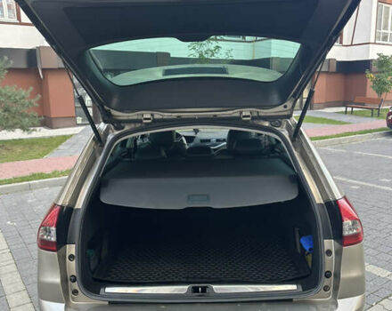 Коричневый Ситроен С5, объемом двигателя 1.56 л и пробегом 222 тыс. км за 8500 $, фото 6 на Automoto.ua