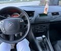 Красный Ситроен С5, объемом двигателя 2 л и пробегом 250 тыс. км за 6300 $, фото 3 на Automoto.ua