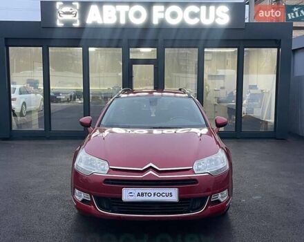 Красный Ситроен С5, объемом двигателя 2 л и пробегом 300 тыс. км за 5990 $, фото 2 на Automoto.ua