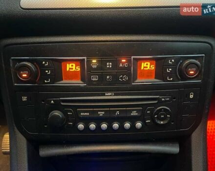 Червоний Сітроен С5, об'ємом двигуна 2 л та пробігом 300 тис. км за 4990 $, фото 22 на Automoto.ua