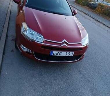 Ситроен С5 2008 в Тернополе на Automoto.ua Красный Ситроен С5, объемом двигателя 2 л и пробегом 209 тыс. км за 6800 $, фото 1 на Automoto.ua
