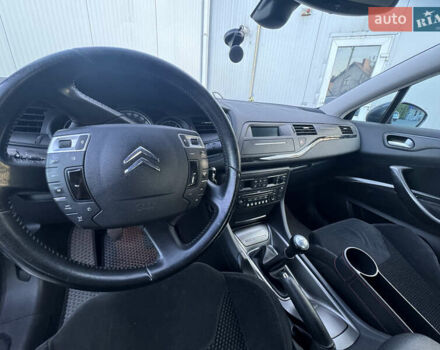 Сітроен С5, об'ємом двигуна 1.6 л та пробігом 270 тис. км за 6000 $, фото 8 на Automoto.ua