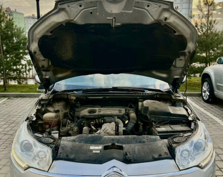 Ситроен С5, объемом двигателя 1.6 л и пробегом 265 тыс. км за 8000 $, фото 38 на Automoto.ua