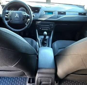 Ситроен С5, объемом двигателя 1.6 л и пробегом 100 тыс. км за 7500 $, фото 1 на Automoto.ua