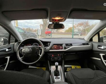 Сітроен С5, об'ємом двигуна 1.6 л та пробігом 234 тис. км за 7400 $, фото 7 на Automoto.ua