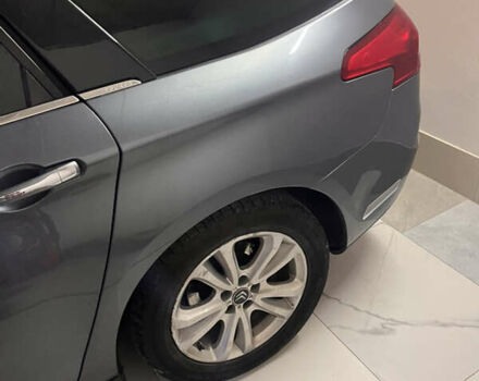 Сітроен С5, об'ємом двигуна 2 л та пробігом 265 тис. км за 8500 $, фото 9 на Automoto.ua