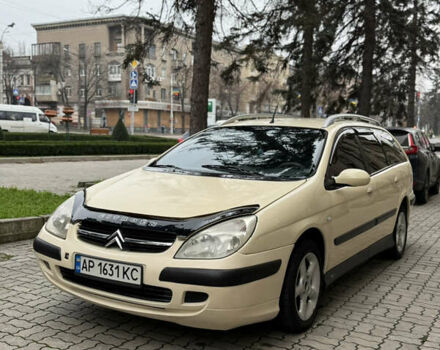 Желтый Ситроен С5, объемом двигателя 2 л и пробегом 360 тыс. км за 2850 $, фото 1 на Automoto.ua