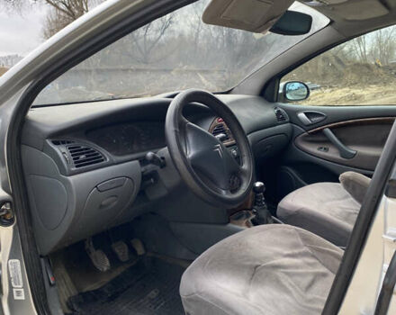 Серый Ситроен С5, объемом двигателя 2 л и пробегом 475 тыс. км за 2800 $, фото 9 на Automoto.ua