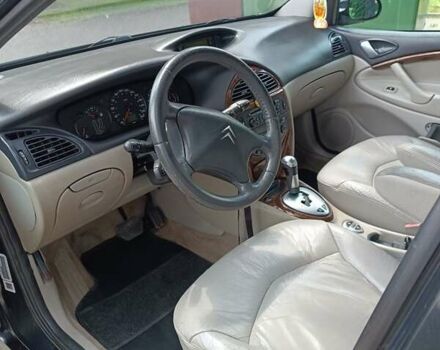 Ситроен С5 2002 в Ужгороде на Automoto.ua Серый Ситроен С5, объемом двигателя 2.2 л и пробегом 242 тыс. км за 4000 $, фото 14 на Automoto.ua