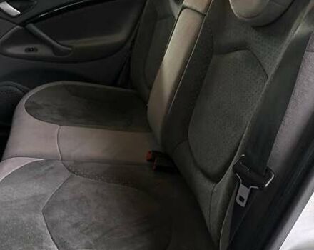 Серый Ситроен С5, объемом двигателя 2 л и пробегом 186 тыс. км за 5500 $, фото 12 на Automoto.ua