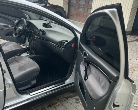 Сірий Сітроен С5, об'ємом двигуна 2 л та пробігом 326 тис. км за 3950 $, фото 9 на Automoto.ua