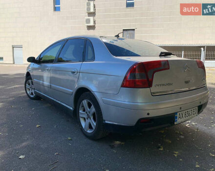 Серый Ситроен С5, объемом двигателя 2 л и пробегом 239 тыс. км за 3299 $, фото 6 на Automoto.ua