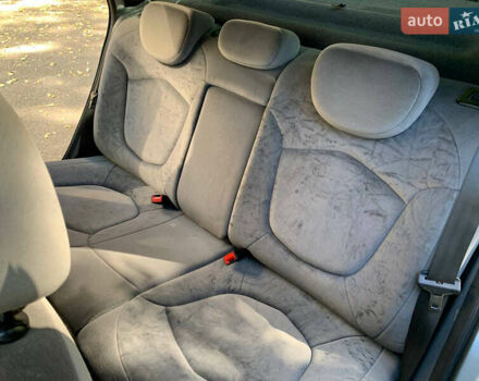 Серый Ситроен С5, объемом двигателя 2 л и пробегом 239 тыс. км за 3299 $, фото 13 на Automoto.ua