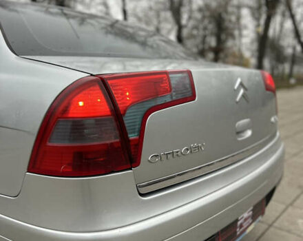 Серый Ситроен С5, объемом двигателя 2 л и пробегом 214 тыс. км за 3500 $, фото 17 на Automoto.ua