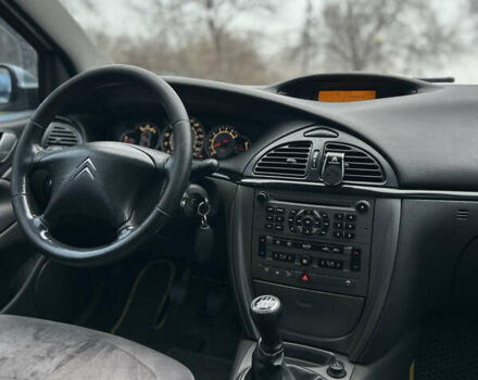 Серый Ситроен С5, объемом двигателя 2 л и пробегом 214 тыс. км за 3500 $, фото 23 на Automoto.ua