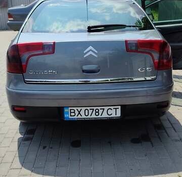 Серый Ситроен С5, объемом двигателя 2 л и пробегом 328 тыс. км за 4600 $, фото 17 на Automoto.ua