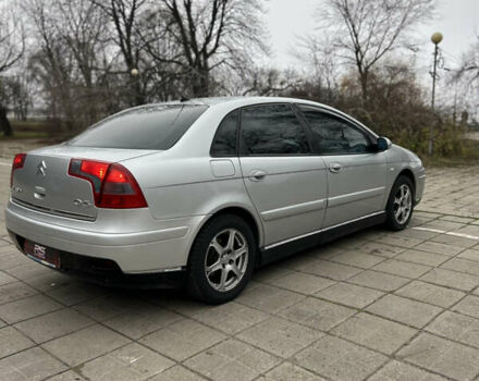 Серый Ситроен С5, объемом двигателя 2 л и пробегом 214 тыс. км за 3500 $, фото 10 на Automoto.ua