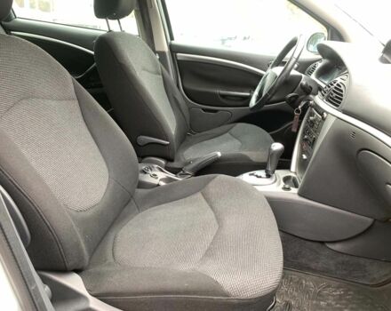 Серый Ситроен С5, объемом двигателя 2 л и пробегом 272 тыс. км за 5390 $, фото 25 на Automoto.ua