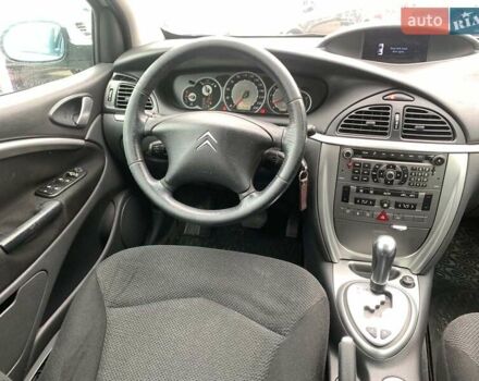Серый Ситроен С5, объемом двигателя 2 л и пробегом 272 тыс. км за 5390 $, фото 31 на Automoto.ua