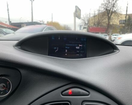 Серый Ситроен С5, объемом двигателя 2 л и пробегом 272 тыс. км за 5390 $, фото 28 на Automoto.ua