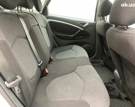 Серый Ситроен С5, объемом двигателя 2 л и пробегом 272 тыс. км за 5390 $, фото 23 на Automoto.ua