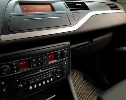 Ситроен С5 2008 в Виннице на Automoto.ua Серый Ситроен С5, объемом двигателя 2.2 л и пробегом 278 тыс. км за 6799 $, фото 17 на Automoto.ua