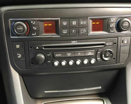 Ситроен С5 2008 в Виннице на Automoto.ua Серый Ситроен С5, объемом двигателя 2.2 л и пробегом 278 тыс. км за 6799 $, фото 18 на Automoto.ua