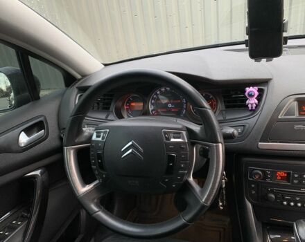 Сірий Сітроен С5, об'ємом двигуна 2 л та пробігом 380 тис. км за 6600 $, фото 17 на Automoto.ua