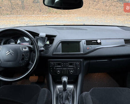 Серый Ситроен С5, объемом двигателя 2 л и пробегом 258 тыс. км за 6500 $, фото 14 на Automoto.ua