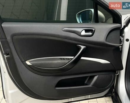 Сірий Сітроен С5, об'ємом двигуна 2.2 л та пробігом 278 тис. км за 6599 $, фото 15 на Automoto.ua