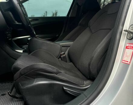 Ситроен С5 2008 в Виннице на Automoto.ua Серый Ситроен С5, объемом двигателя 2.2 л и пробегом 278 тыс. км за 6799 $, фото 7 на Automoto.ua