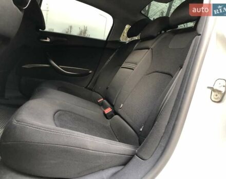 Сірий Сітроен С5, об'ємом двигуна 2.2 л та пробігом 278 тис. км за 6599 $, фото 16 на Automoto.ua