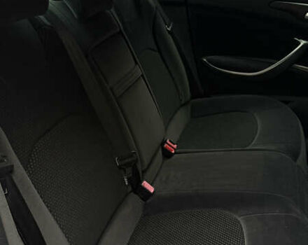 Серый Ситроен С5, объемом двигателя 2 л и пробегом 258 тыс. км за 6500 $, фото 8 на Automoto.ua