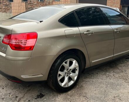 Серый Ситроен С5, объемом двигателя 1.6 л и пробегом 224 тыс. км за 6700 $, фото 2 на Automoto.ua