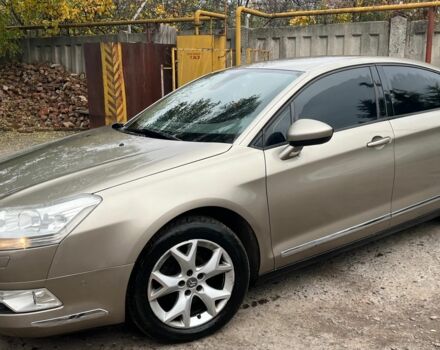 Серый Ситроен С5, объемом двигателя 1.6 л и пробегом 224 тыс. км за 6700 $, фото 1 на Automoto.ua