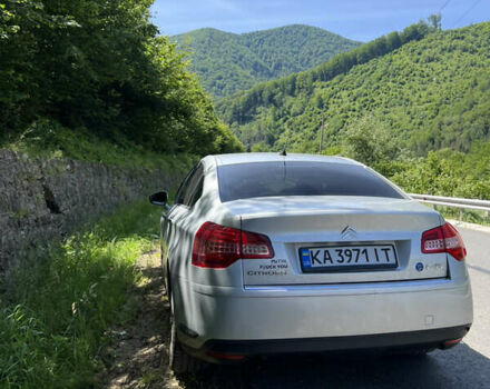 Серый Ситроен С5, объемом двигателя 1.6 л и пробегом 421 тыс. км за 8899 $, фото 9 на Automoto.ua