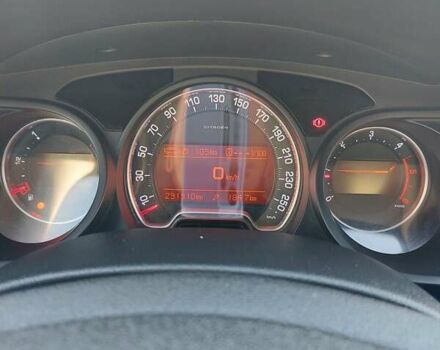 Серый Ситроен С5, объемом двигателя 2 л и пробегом 291 тыс. км за 4900 $, фото 8 на Automoto.ua