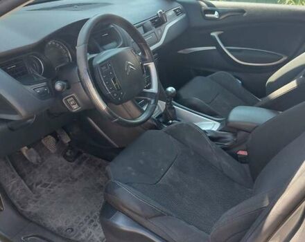 Серый Ситроен С5, объемом двигателя 2 л и пробегом 291 тыс. км за 4900 $, фото 12 на Automoto.ua