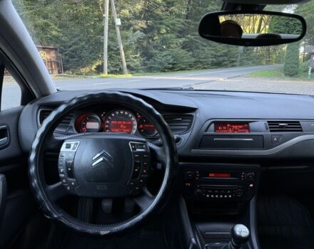Сірий Сітроен С5, об'ємом двигуна 2 л та пробігом 411 тис. км за 3750 $, фото 22 на Automoto.ua