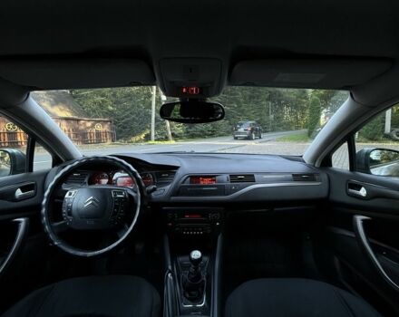 Сірий Сітроен С5, об'ємом двигуна 2 л та пробігом 411 тис. км за 3750 $, фото 21 на Automoto.ua