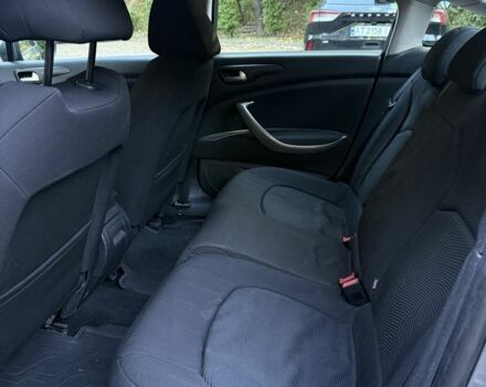 Сірий Сітроен С5, об'ємом двигуна 2 л та пробігом 411 тис. км за 3750 $, фото 20 на Automoto.ua