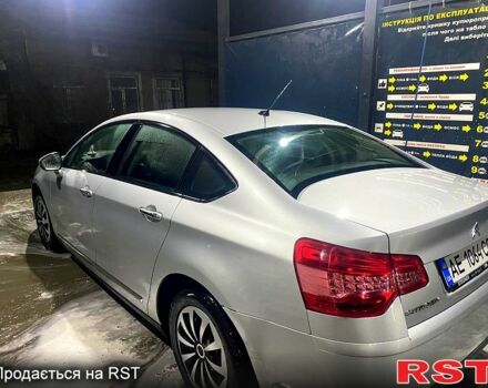 Серый Ситроен С5, объемом двигателя 1.6 л и пробегом 230 тыс. км за 5600 $, фото 2 на Automoto.ua