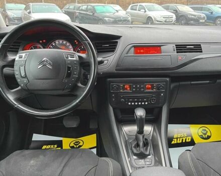 Серый Ситроен С5, объемом двигателя 1.6 л и пробегом 184 тыс. км за 6600 $, фото 18 на Automoto.ua