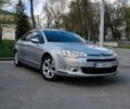 Серый Ситроен С5, объемом двигателя 2 л и пробегом 250 тыс. км за 8000 $, фото 1 на Automoto.ua