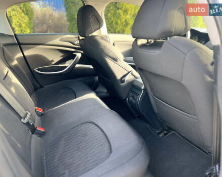 Серый Ситроен С5, объемом двигателя 2 л и пробегом 250 тыс. км за 6500 $, фото 11 на Automoto.ua